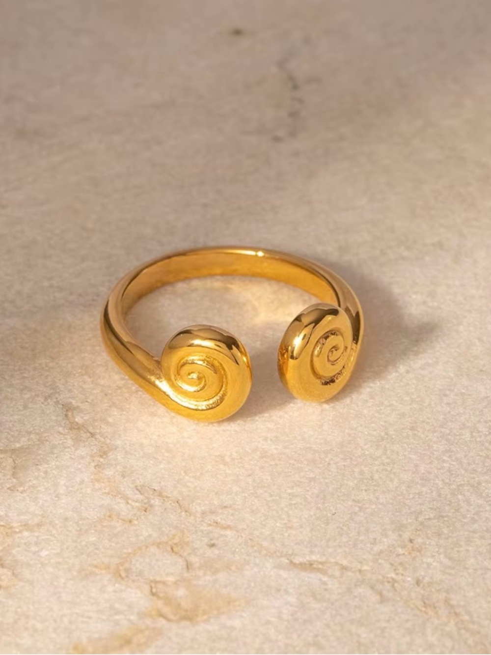 Gold Spiral Open Band Ring 
Adjustable 
Stainless Steel